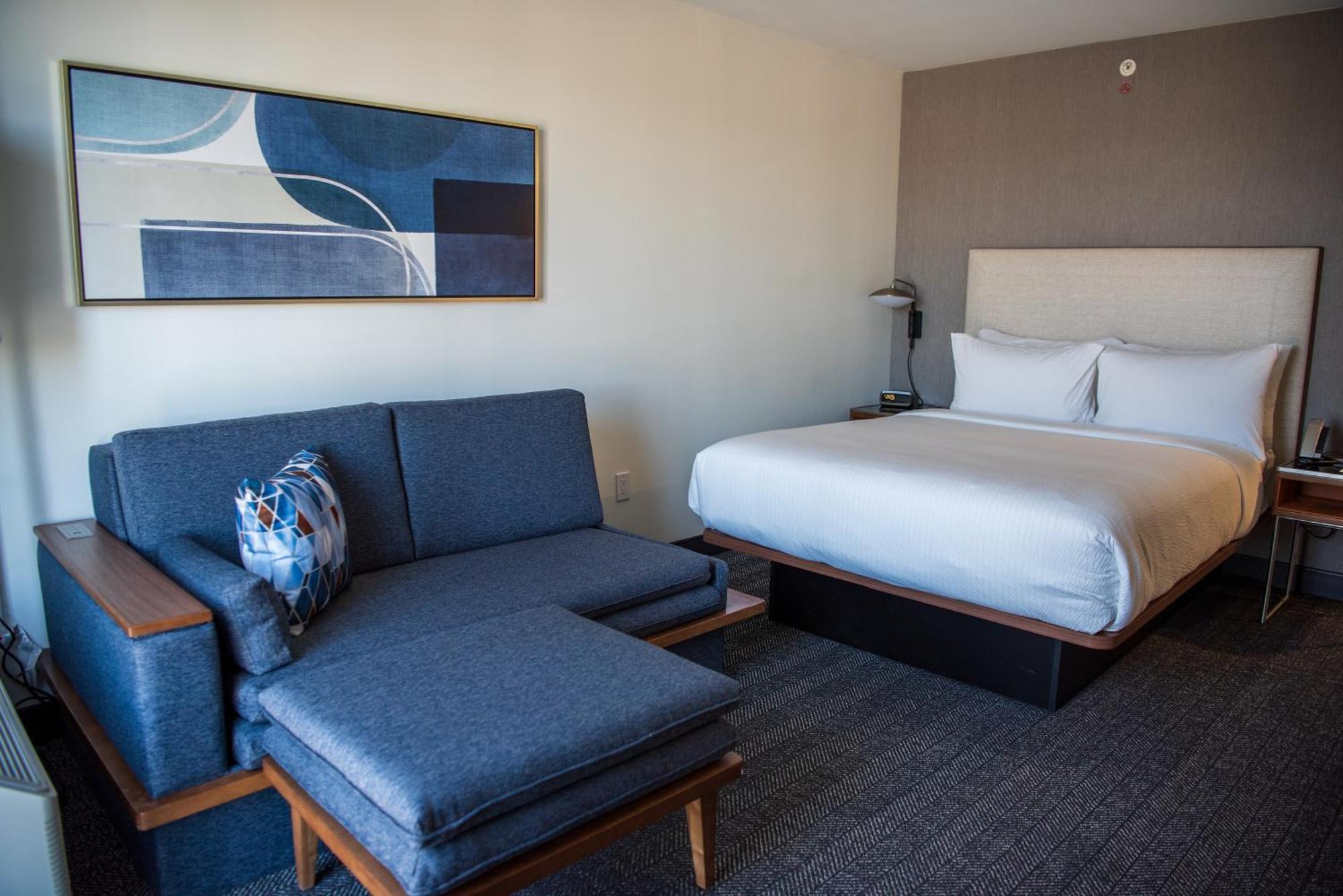 Courtyard By Marriott Lake Stadt Exterior foto