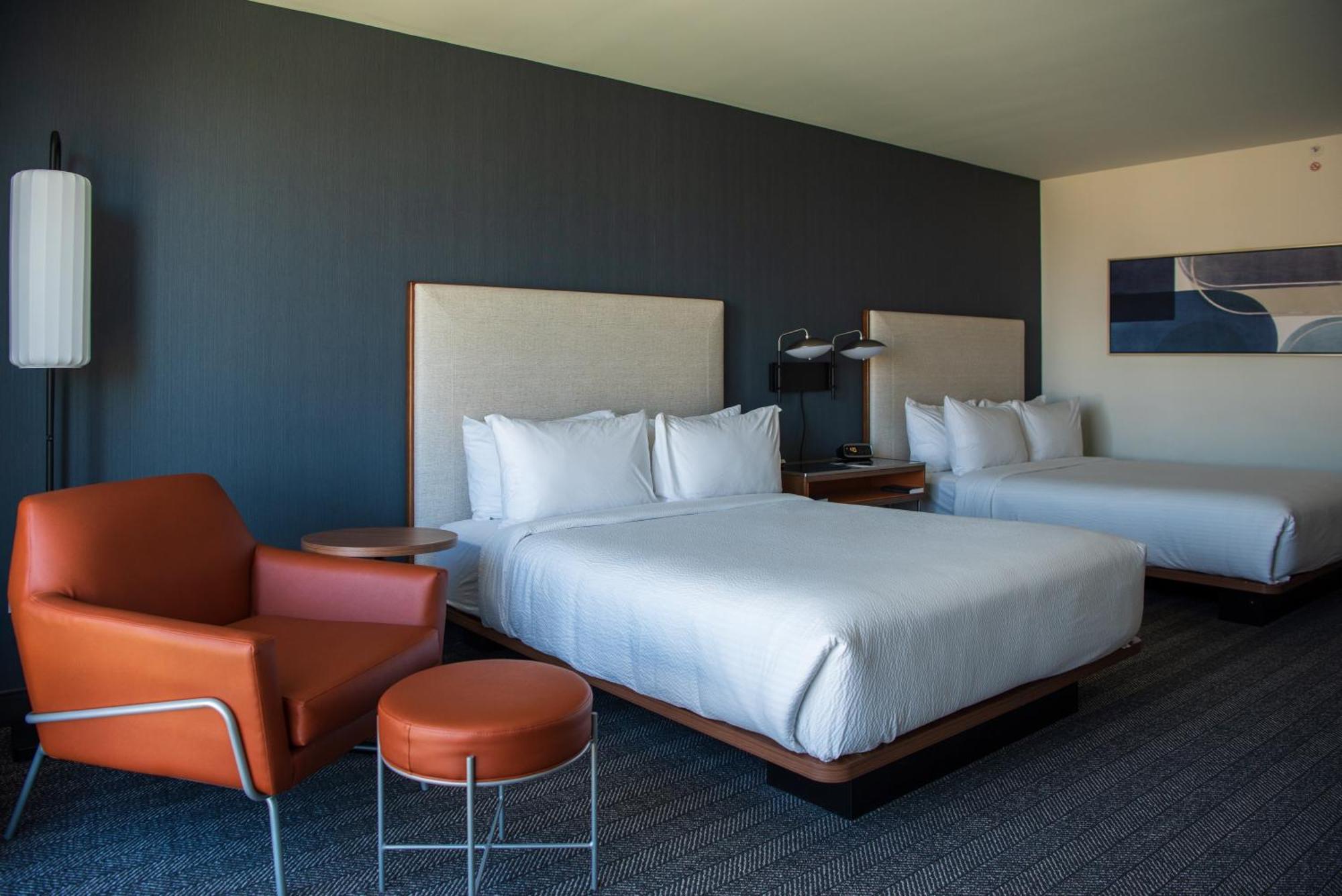 Courtyard By Marriott Lake Stadt Exterior foto
